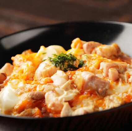 「軍鶏親子丼」は、軍鶏、玉子のどちらにもこだわった一品。