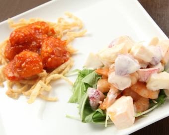 Mayonnaise sauce with shrimp and fruits