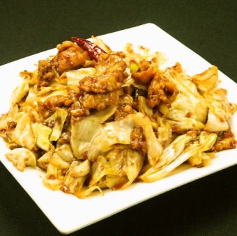 Stir-fried cabbage and pork with sweet miso [Hoikoro]