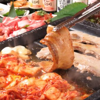 ≪For various banquets≫ [All-you-can-eat samgyeopsal & premium all-you-can-drink] All-you-can-eat 25 or more kinds ♪ 120 minutes 4,380 yen