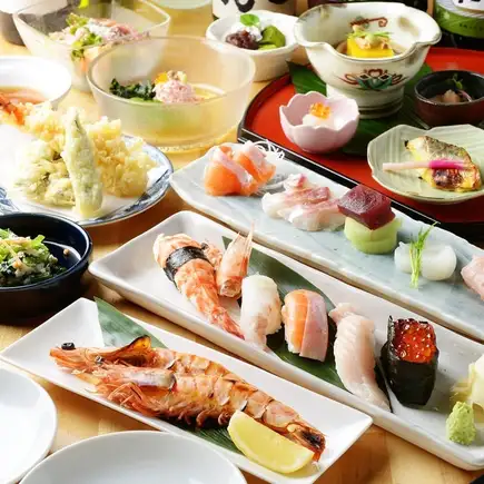 九月【與莊荒漢套餐】餐 8,200 日圓 + 暢飲 1,800 日圓
