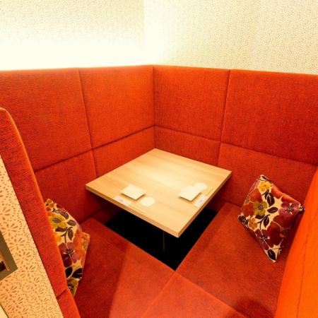 [Seating where you can relax and relax♪] Our restaurant has many completely private seats! You can relax slowly♪ Please use this for girls' parties, group parties, drinking parties, entertainment, etc.! For 2 people ~We have private room seating for up to 38 people.If you have a desired seat, please feel free to contact the restaurant! We look forward to your reservation.