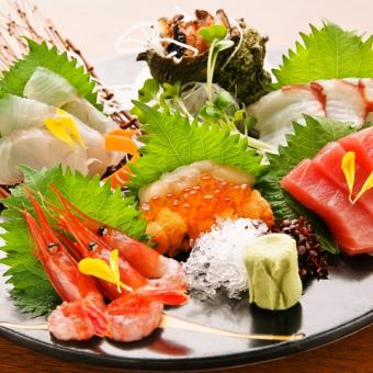 Assortment of seven sashimi pieces
