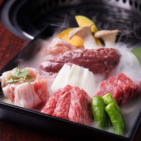 ◆ A full range of all-you-can-eat Japanese black beef courses! Banquets are also welcome!