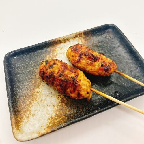 一顆用我們全部心血製作的生雞肉丸