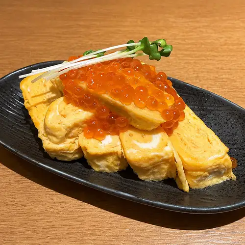 いくら乗せ！だし巻き玉子
