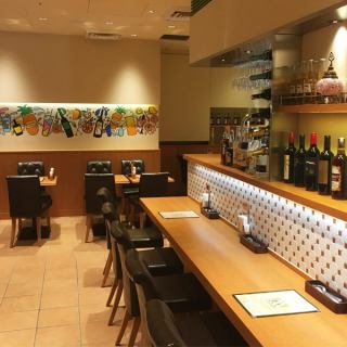 Relaxed counter seating