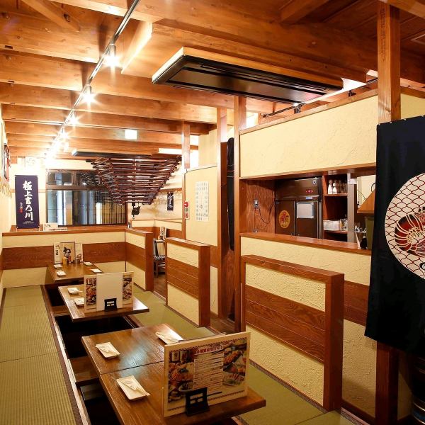 《宴会最大44名様までOK！》フロア貸切は20名様～出来ます！ 個室、座敷、掘りごたつなど様々な席タイプで色々なシーンをお楽しみ頂けます！様々な席タイプなので、他の店とは違う宴会を楽しめるかも？？歓送迎会などの宴会利用にもおすすめです。
