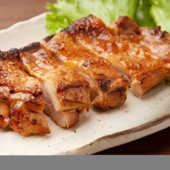 津軽鶏もも肉の香ばし焼き 