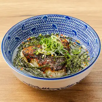 오오바 된장의 구운 주먹밥 차 절임