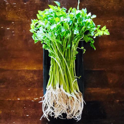 ■Sendai is known for its parsley hotpot