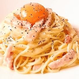 Carbonara with hot spring eggs and bacon
