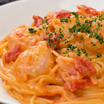 Shrimp tomato cream pasta