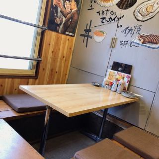 [Horigotatsu seats have 4 seats x 5 tables!] Also suitable for small banquets♪ We have table seats that can seat 2 to 4 people.It's a popular seat where you can stretch your legs and sit comfortably, so early reservations are recommended.