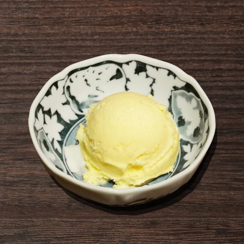 Vanilla Icecream