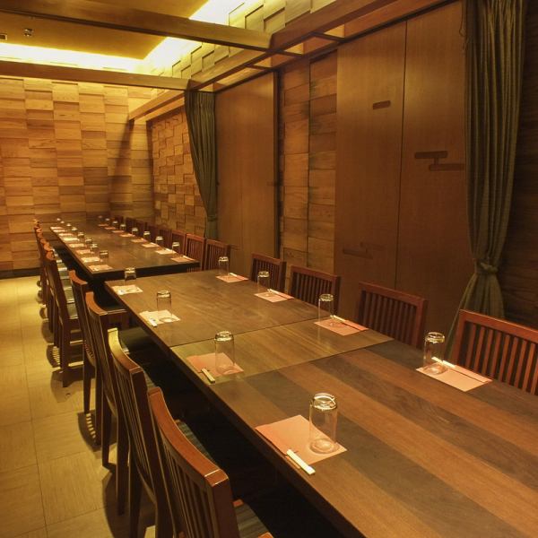 [Recommended for various banquets] The private room can accommodate up to 26 people! Perfect for seasonal company banquets!