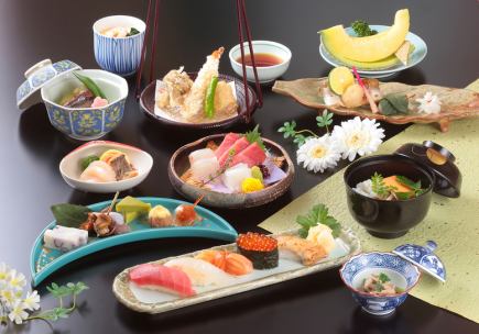 【纪念怀石料理】款待怀石料理7,700日元(共11道菜品)