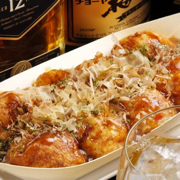 25種類のたこ焼きは食べ応えありの大きなタコ！