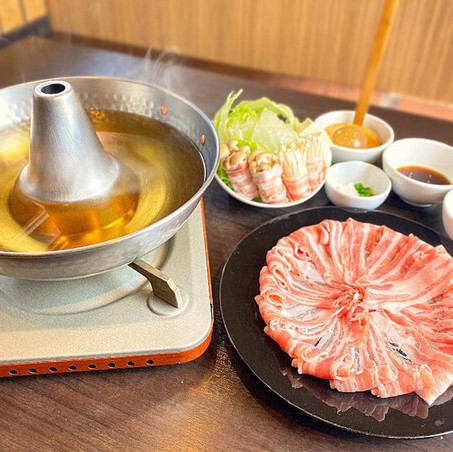 とろけるような柔らかさ◇絶品のあじ豚しゃぶしゃぶを堪能♪