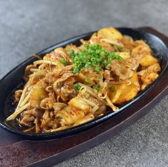 あじ豚キムチ鉄板