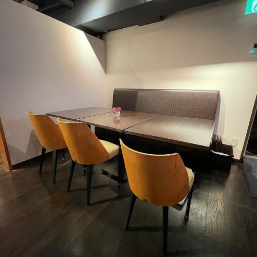 ゆったりテーブル席（6名席）