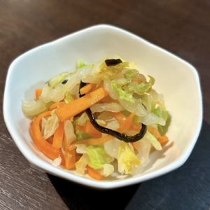 牛タンに合わせたお新香