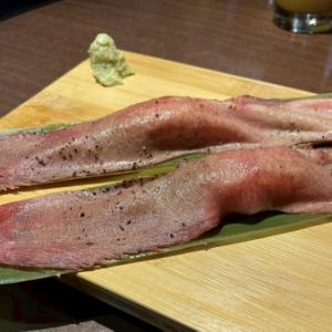 大判牛タンの肉寿司