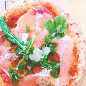 prosciutto pizza