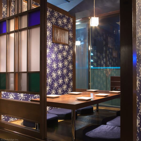We have private rooms with sunken kotatsu tables for small groups.Perfect for a date or girls' night out. Enjoy a relaxing time while enjoying the night view.It is a private space where no one will disturb you.