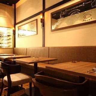 落ち着いた雰囲気の店内は特別な日のご利用にも最適です♪
