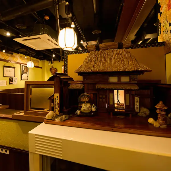 【プライベート空間】サク飲み・普段日利用もオススメ♪♪落ち着いた店内でお客様をおもてなし♪♪徳龍の広々とした空間は時間がゆっくり流れる感覚を生みます♪デートの際にゆっくりと話をしながら当店自慢のお肉を御賞味下さい！！