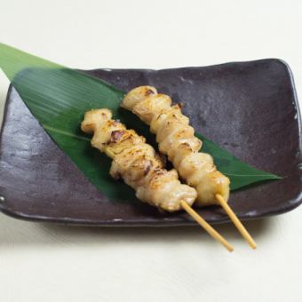 Chicken skewers (2 pieces) / Chicken skin skewers (2 pieces) / Bonjiri skewers (2 pieces)