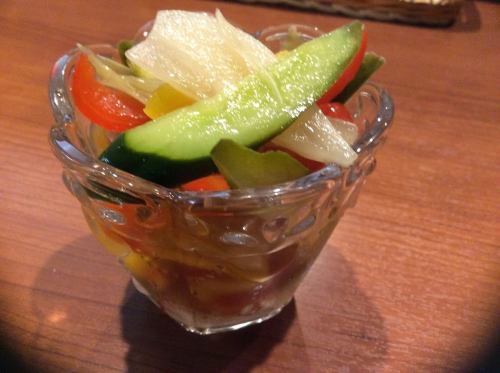 彩り野菜の水キムチ
