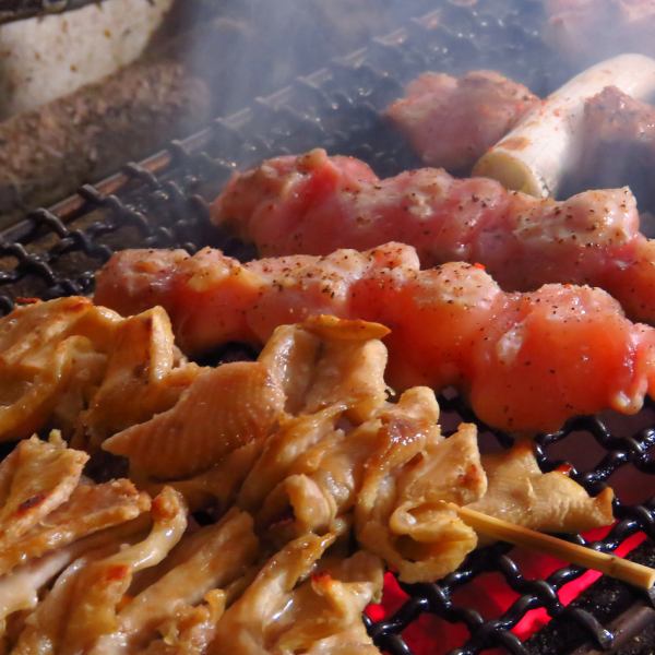 Tottori's specialty brand chicken "Charcoal-grilled Daisen chicken skewers"