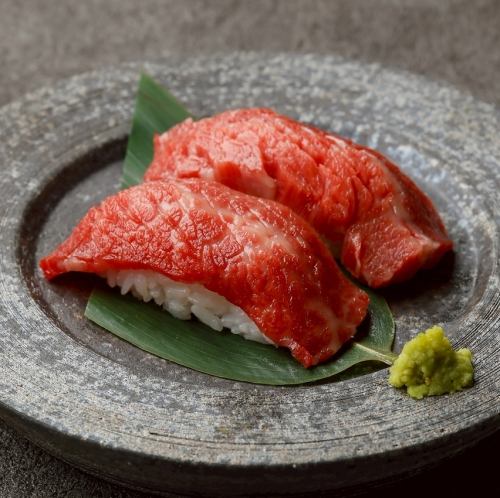 和牛　肉寿司