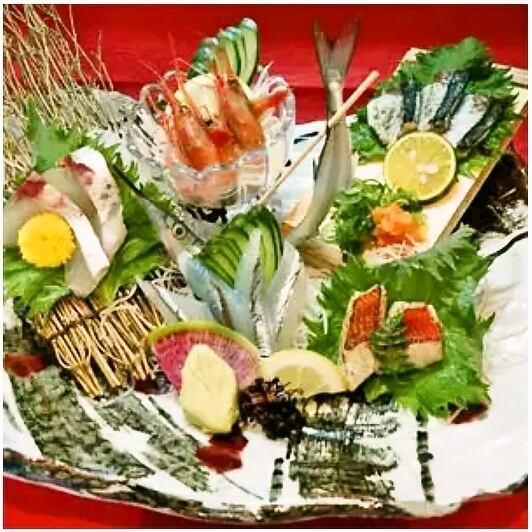 【鮮度抜群！】豪華絢爛！産直鮮魚の各種お造り盛り合わせ