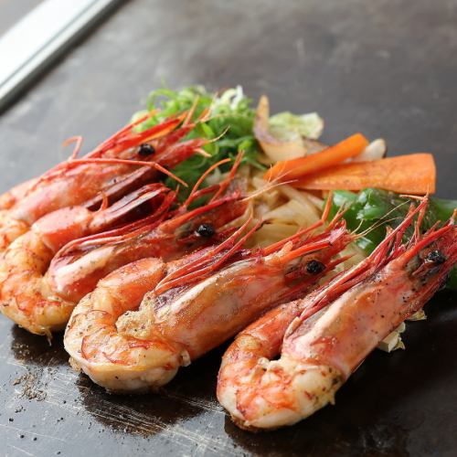 [Seafood] Grilled large shrimp with salt (with vegetables)