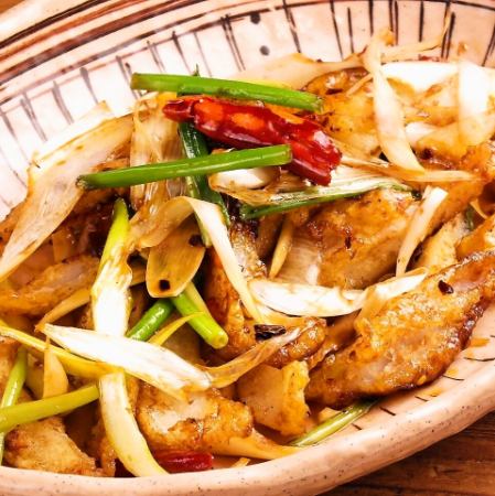 Spicy stir-fried cartilage