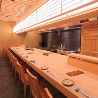 Counter seat limited course: Enjoy seasonal ingredients while watching the chef's work (9 dishes) 12,000 yen