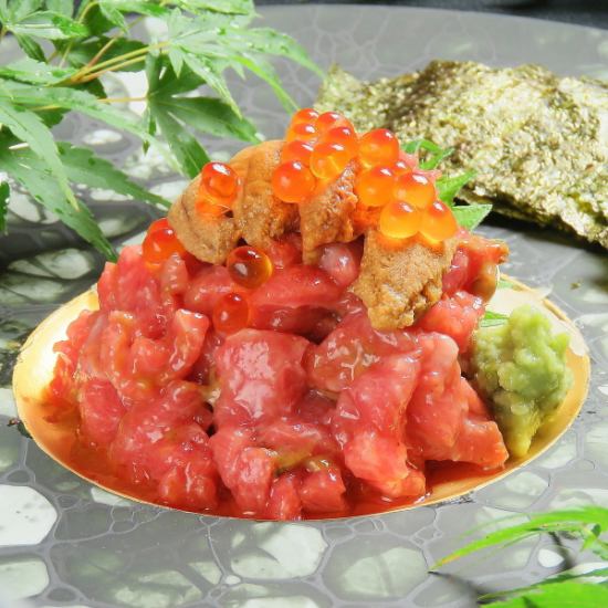 享受由工匠使用最新鲜的食材烹制的正宗日本料理。