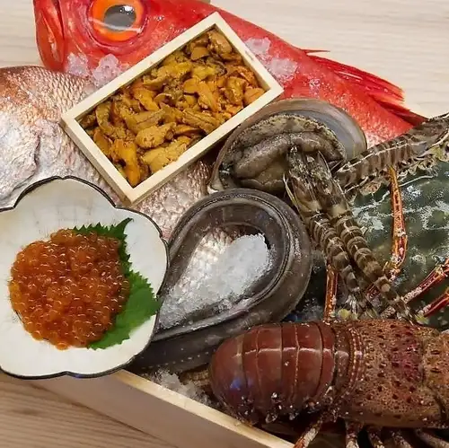 瀬戸内の活魚と本場熊本の馬刺し