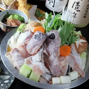 Grouper hot pot course (6 dishes total) 9900 yen (tax included) (October to March)
