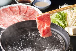 국산 소 스키야키 · 샤브샤브 뷔페 플랜 4980 엔 !