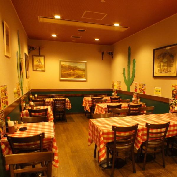 東京オペラシティビル地下1階にあるステーキハウスです。さまざまな部位の牛肉のステーキを味わうことができるため、毎回たくさんの種類から好きなステーキを食べることができます。ハンバーグやおつまみなどのメニューも充実しています!