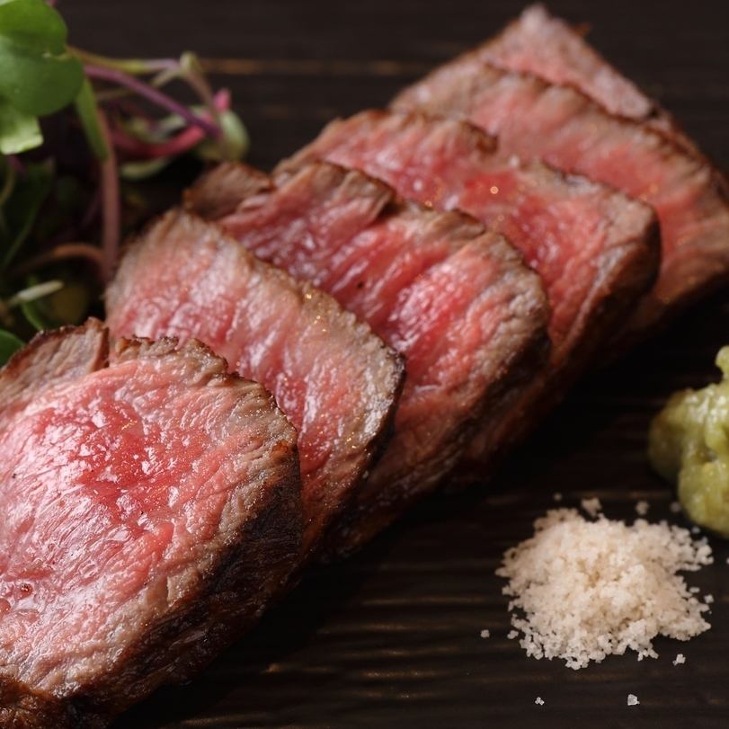 A casual Japanese-style meat restaurant that serves carefully selected meat in Japanese cuisine