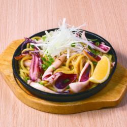 Dried squid and seaweed salt fried noodles