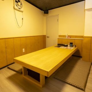 《お子様連れのお客様も安心してご利用いただけるお座敷席です◎》