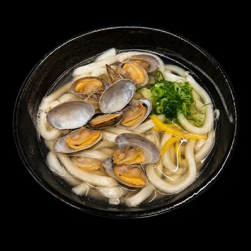 Clam udon