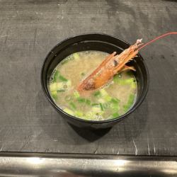 赤エビの味噌汁