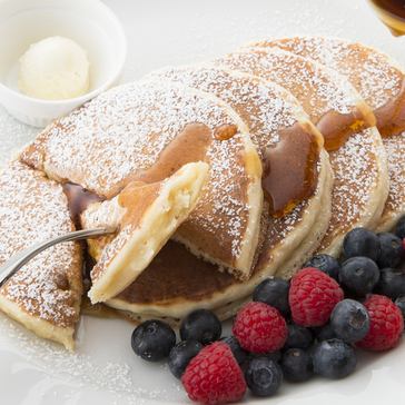 時間帯に合わせたお料理で1日を通して楽しめる！迷ったら当店イチオシのパンケーキ！